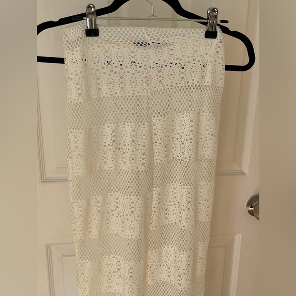 White Crochet Beach Flare - Picture 6 of 8